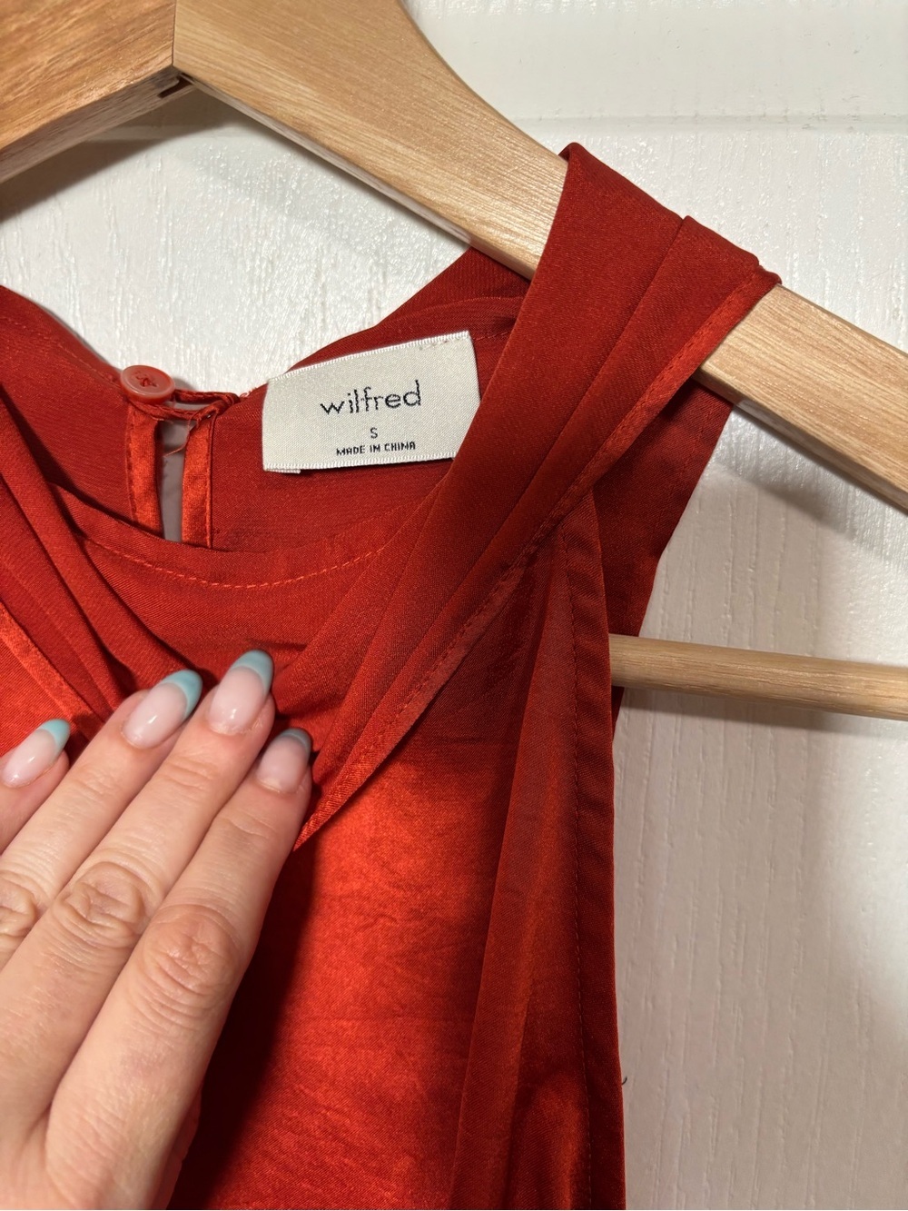 WILFRED Runaway Satin Blouse - Picture 11 of 13